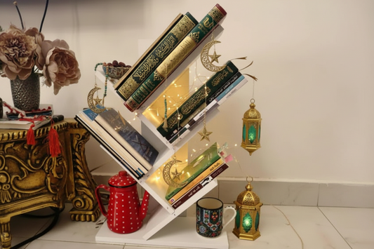 رف كتب أبيض 4 طبقات بتصميم شجرة