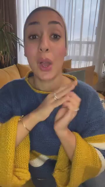 رف كتب أسود من 4 طبقات بتصميم شجرة
