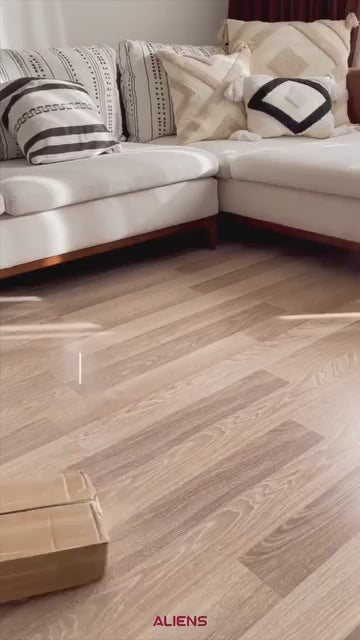 رف كتب أسود من 4 طبقات بتصميم شجرة